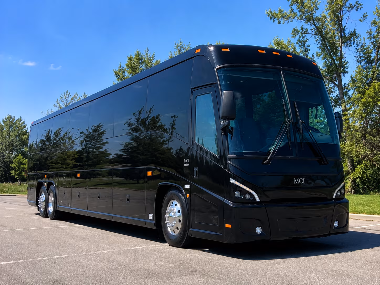 charter buses for full day minnesota winery tours from blaine