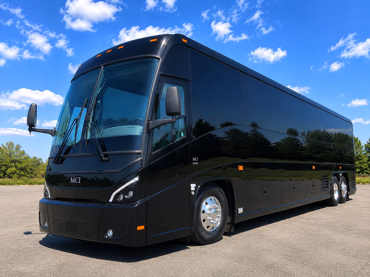 charter buses for large wedding guest groups traveling from the twin cities
